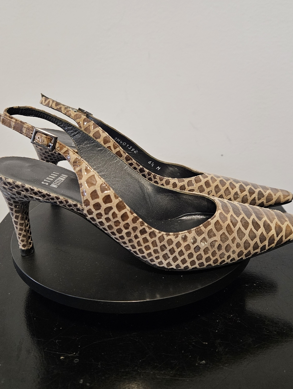 Stuart Weitzman Leather Taupe Snakeskin Slingback Pumps 3 Inch Heel Size 6.5M - Picture 5 of 10